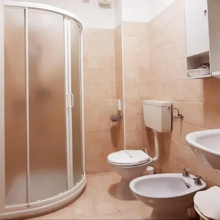 Hotel Carol 3*